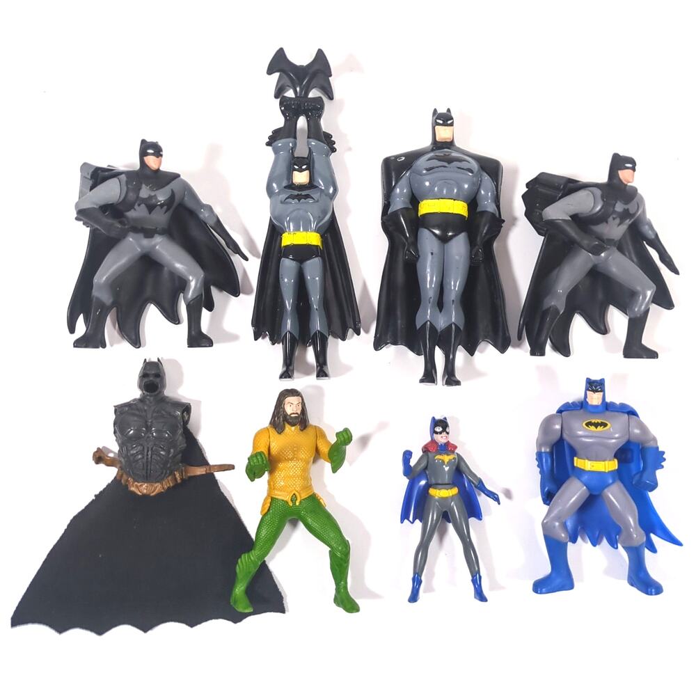Batman Batgirl Aquaman McDonalds Hardees Lot of 8 Action Figures & Accessory DC